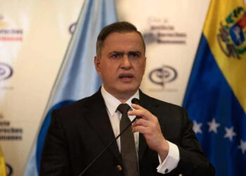Fiscal venezolano afirma que liberación de presos busca la paz