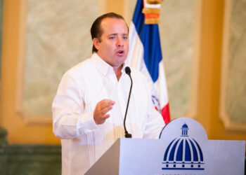 Gobierno anuncia inversión de USD$900 millones en monorriel