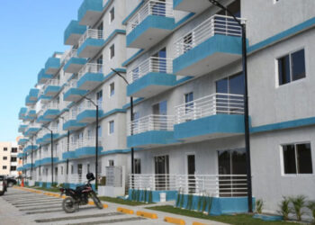 Gobierno entrega 200 nuevos apartamentos en Santo Domingo Oeste