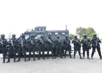 RD presenta “FURIA”, su primer vehículo militar blindado