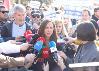 Sumar y Podemos acusan a Trump de amenazar a Irán