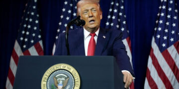 Trump afirma que gobierno de Cuba está muy cerca de caer