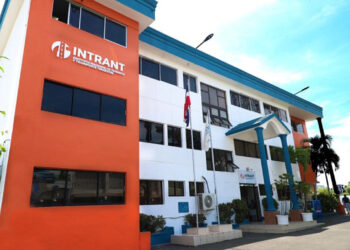 Abinader recibirá nueva licencia de conducir el 26