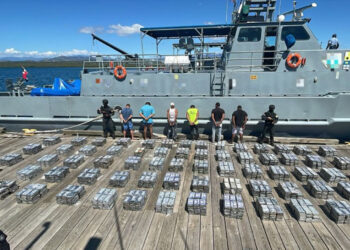 Arrestan seis por más de dos toneladas de cocaína en Baní