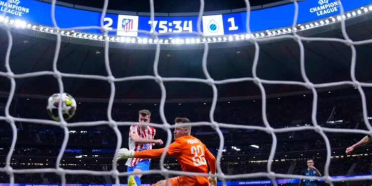 Atlético elimina al Brujas con triplete de Sorloth