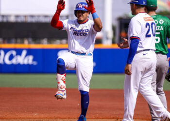Cangrejeros dejan tendidos a Tomateros en la Serie del Caribe