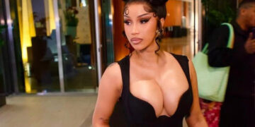 Cardi B elogia a Bad Bunny por su mensaje contra ICE