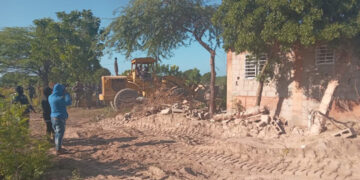 Desalojan viviendas en parcela de Enriquillo, en Pedernales