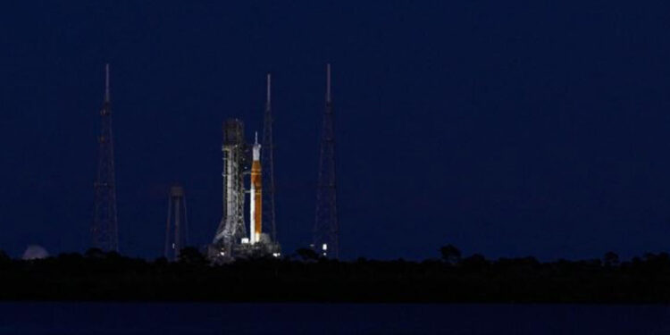 NASA pospone Artemis 2 por fuga de combustible