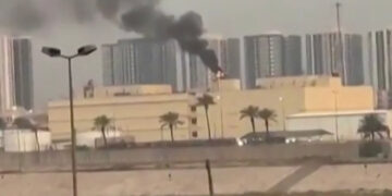 Atacan embajada de EEUU en Irak tras bombardeos