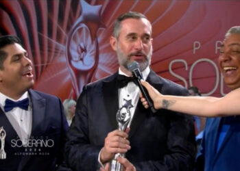Carlos Sánchez gana primera estatuilla en Soberano 2026
