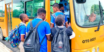 Educación ordena abrir escuelas desde las 6:30 a. m.