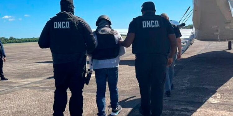 Excapitán usó dinero del narco para criptomonedas