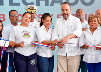 Gobierno impulsa deporte escolar con nuevo techado