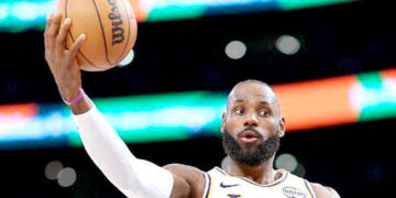 LeBron James rompe récord de partidos en la NBA