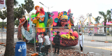 Malecón listo para Desfile Nacional del Carnaval
