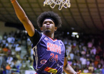 Pueblo Nuevo logra primera victoria en final de Santiago
