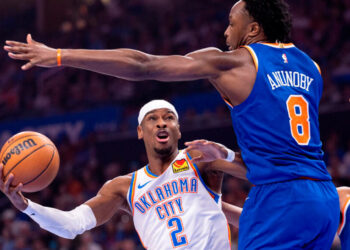 Thunder vence a Knicks y Celtics clasifican a playoffs