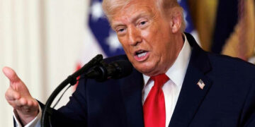 Trump critica a Sheinbaum por rechazar ayuda contra carteles