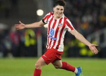Atlético vence 2-0 al Barcelona en Champions