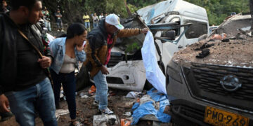 Aumentan a 19 muertos por atentado en Colombia