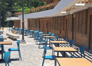Entregan renovación de playa Sosúa y plaza comercial
