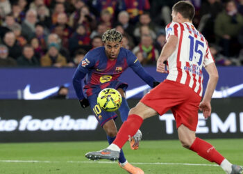 FC Barcelona vence al Atlético y se afianza líder