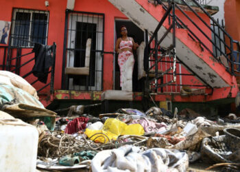 Inundaciones en Santo Domingo dejan familias en crisis