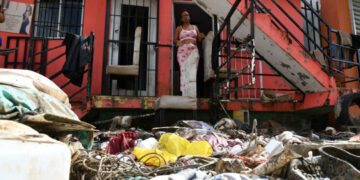 Inundaciones en Santo Domingo dejan familias en crisis