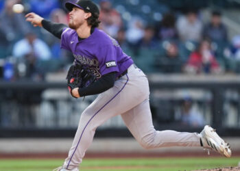 Rockies barren a Mets con blanqueada 3-0