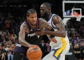 Suns eliminan a Warriors con 36 puntos de Green