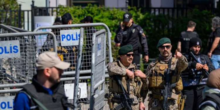Tiroteo en consulado israelí en Estambul deja un muerto