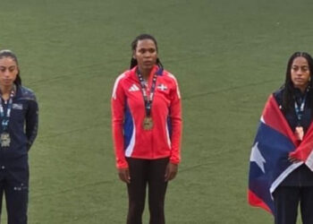 Anabel Medina gana oro en Iberoamericano de atletismo