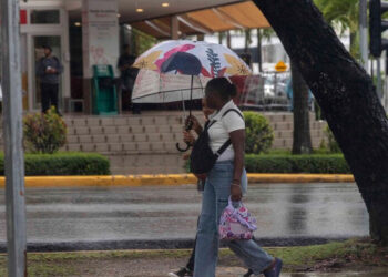 COE amplía alerta verde por vaguada en el país