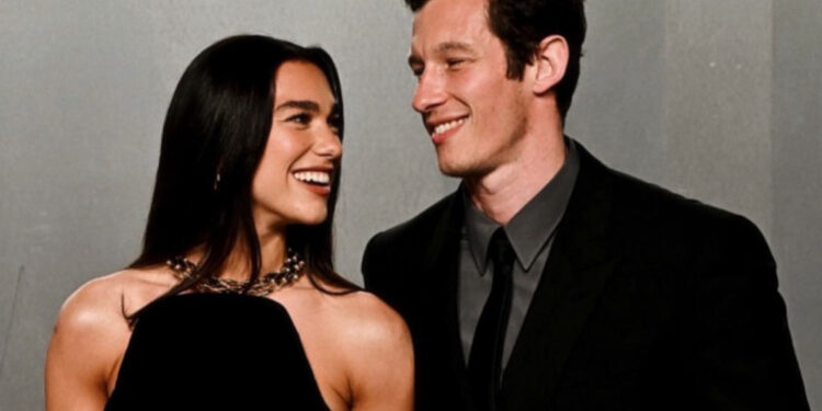 Dua Lipa y Callum Turner se casan en Londres