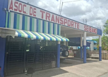 Huelga paraliza transporte en región Oriental