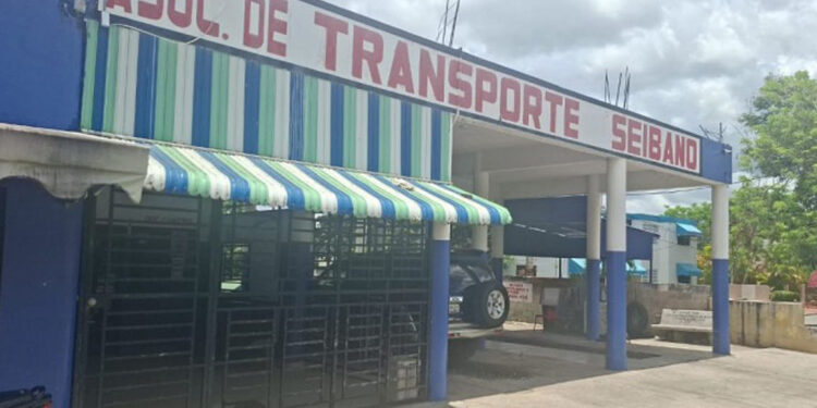 Huelga paraliza transporte en región Oriental