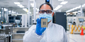 Intel busca competir con TSMC desde 2027