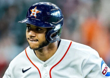 Jeremy Peña impulsa triunfo de Astros sobre Cerveceros