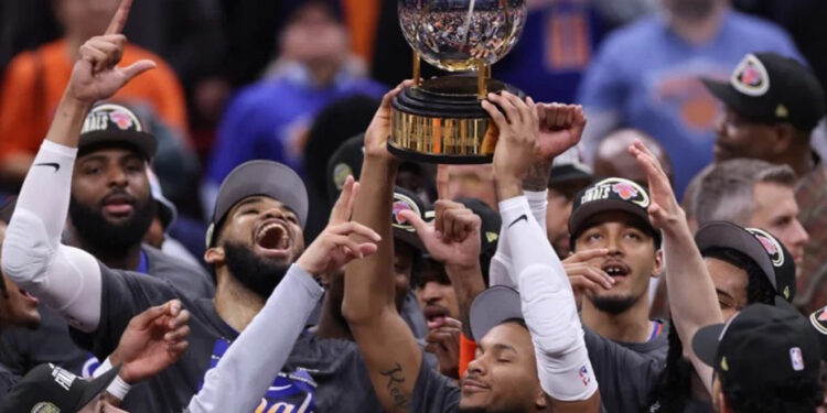 Knicks buscan romper sequía de 53 años en la NBA