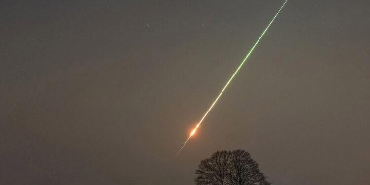 Meteoro explota sobre EE.UU. con fuerza de 300 toneladas