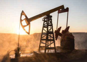 Posible acuerdo EEUU-Irán hunde precio del petróleo