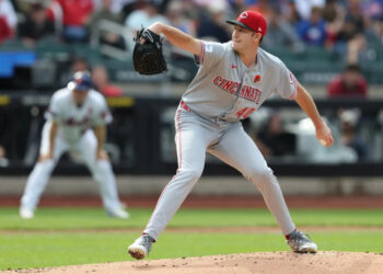 Rojos agravan crisis de Mets con triunfo 7-2