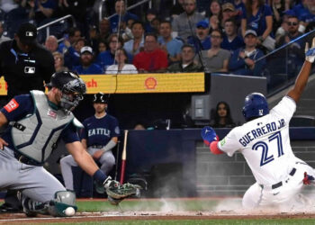 Toronto vence a Detroit en extras con ayuda de Vladi