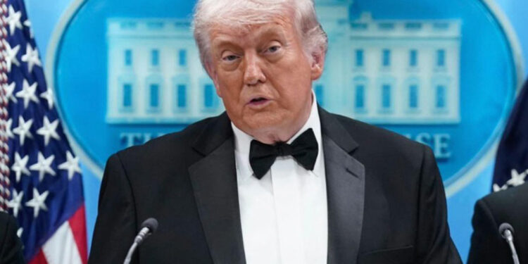 Trump estudia fondo para aliados investigados