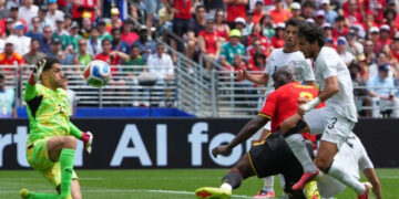 Bélgica rescata empate ante Egipto con autogol