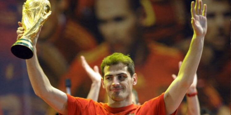 Desaparece camiseta de Casillas del Mundial 2010