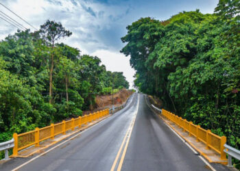 Inauguran carretera Monte Plata-Cevicos tras décadas de espera