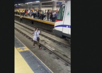 Incidente obliga a suspender servicio en línea 2 del Metro