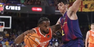 Jean Montero lidera triunfo de Valencia sobre Barça